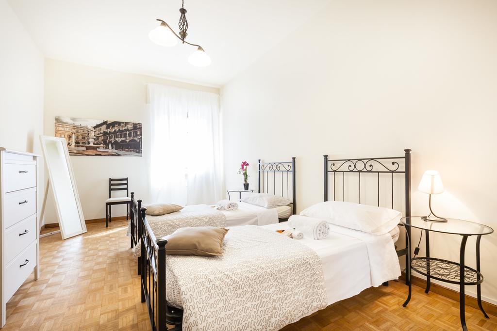 Bed and breakfast Happiness - Center